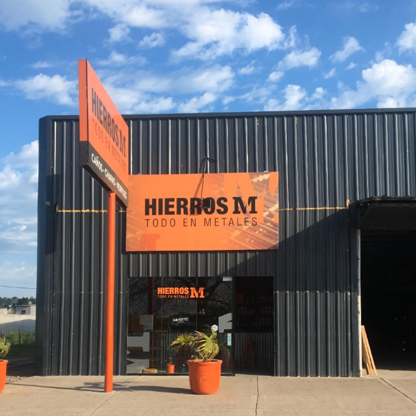 Hierros M - foto 2
